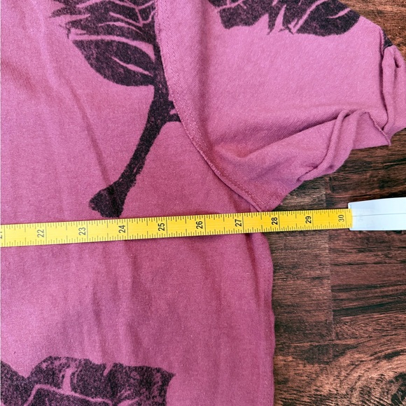 Free People / We The Free Painted Floral Tee Purple Combo Sz M NWOT Relaxed Boho - Picture 10 of 12